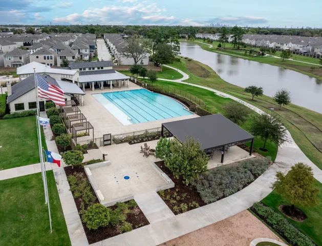 $2,300 | 10002 Waving Grain Lane, Houston, TX 77080