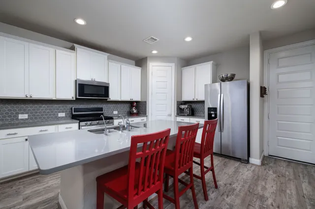 $2,300 | 10002 Waving Grain Lane, Houston, TX 77080