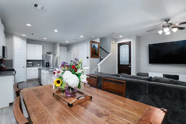 $2,300 | 10002 Waving Grain Lane, Houston, TX 77080