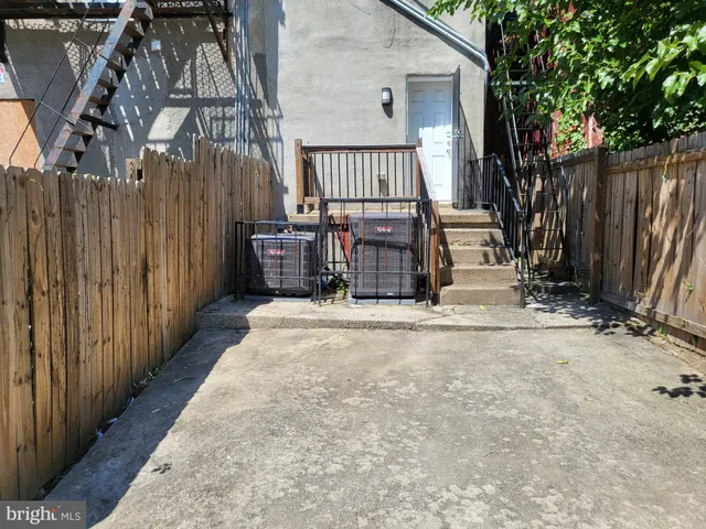 $1,650 | 1339 West Lafayette Avenue, Unit 1, Baltimore, MD 21217