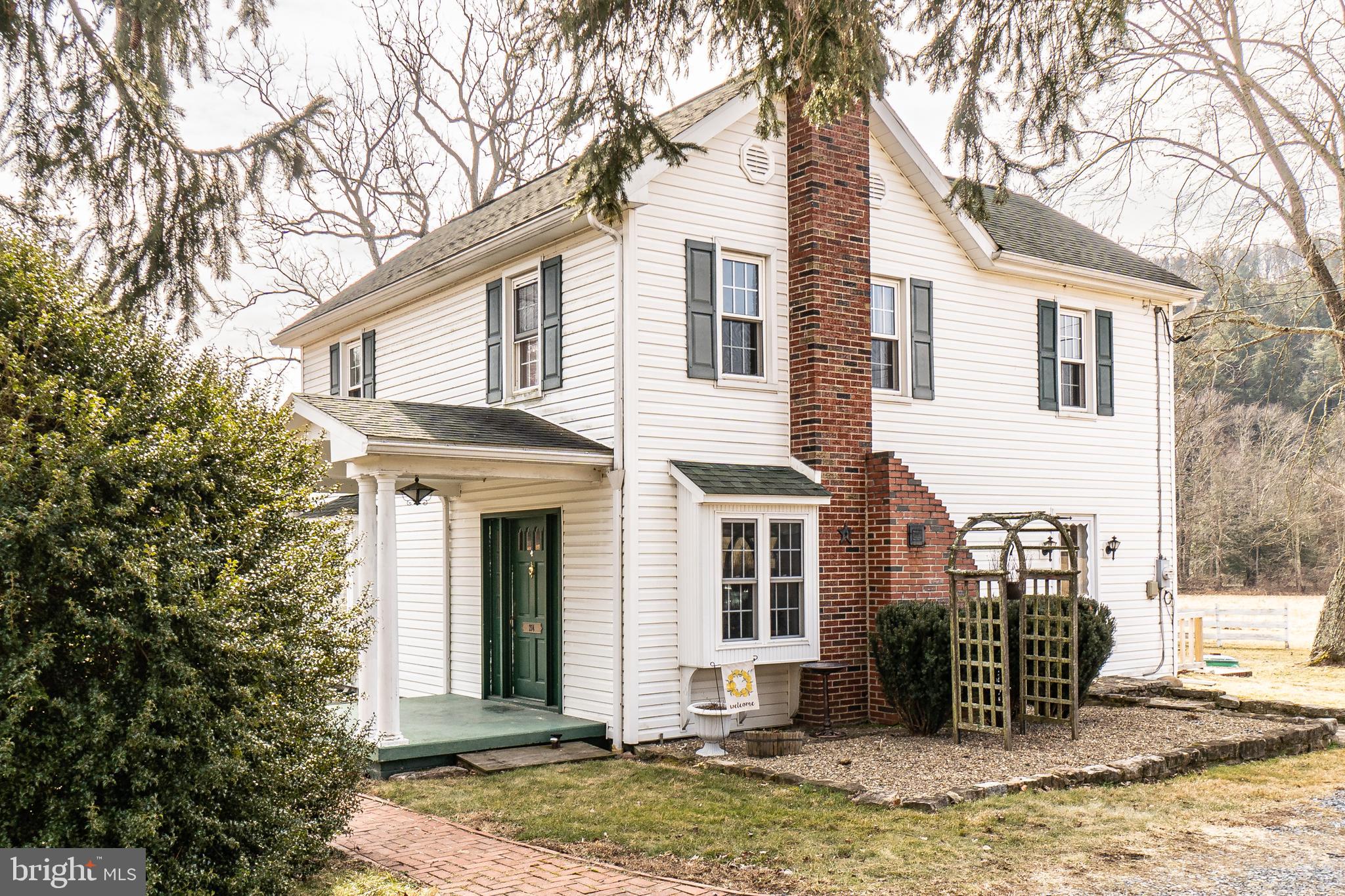 274 Narrows Road New Bloomfield, PA 17068 - Photo 4 of 53 Gallery Image 4