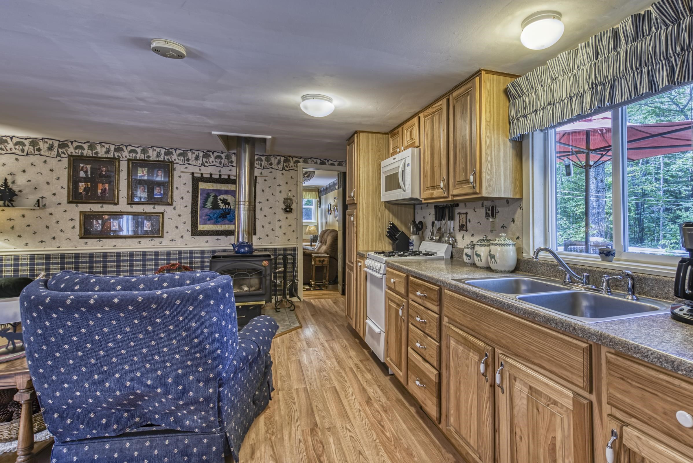 18 Tipping Road Benton, NH 03785 - Photo 7 of 31
