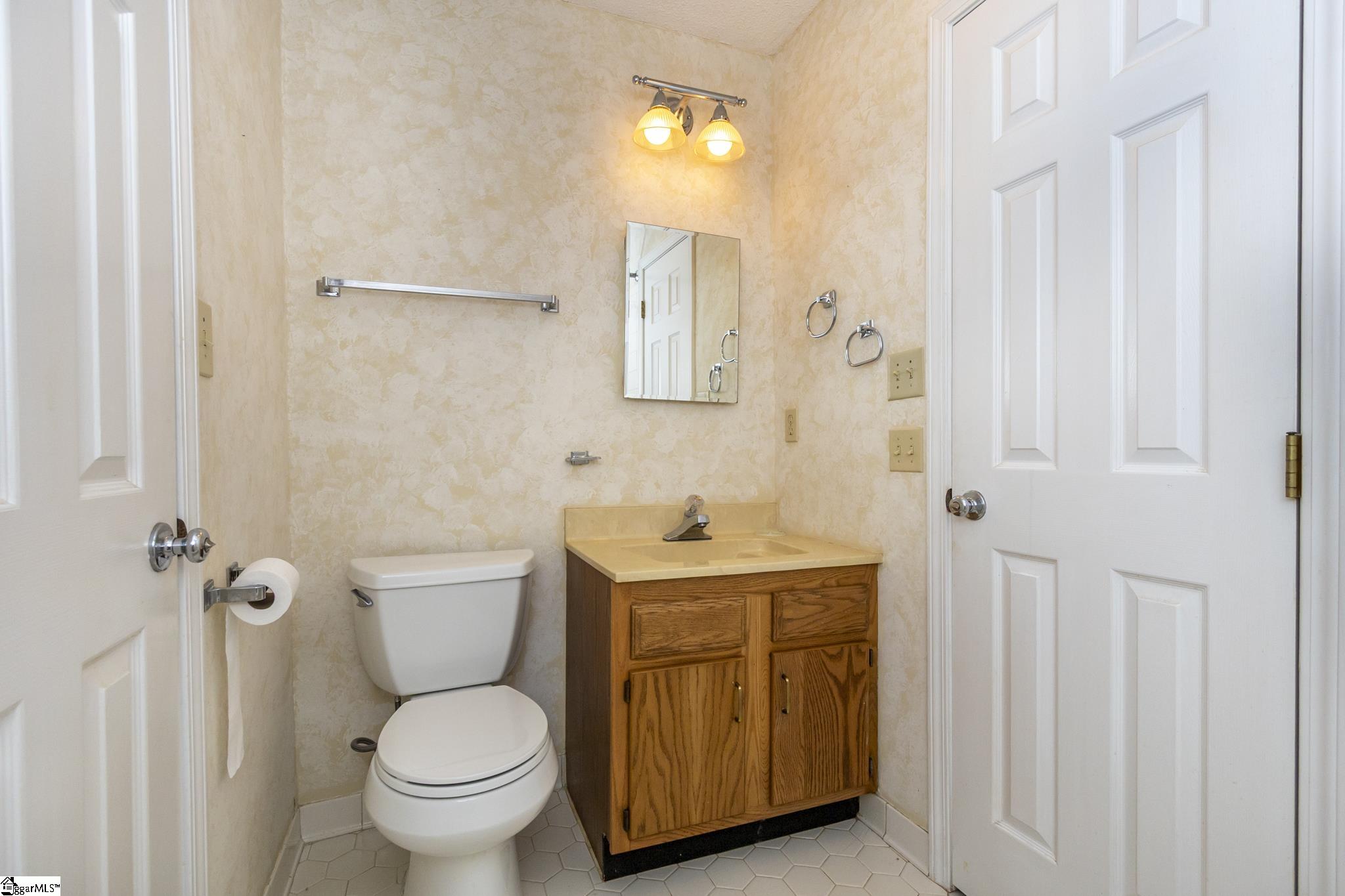 1302 Leeward Road Anderson, SC 29625 - Photo 36 of 50 Gallery Image 36