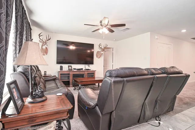 $300,000 | 5920 Bluebonnet Lane, Rosenberg, TX 77469