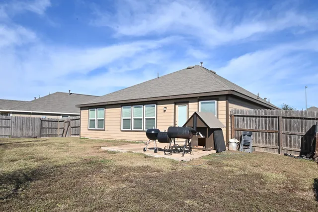 $300,000 | 5920 Bluebonnet Lane, Rosenberg, TX 77469