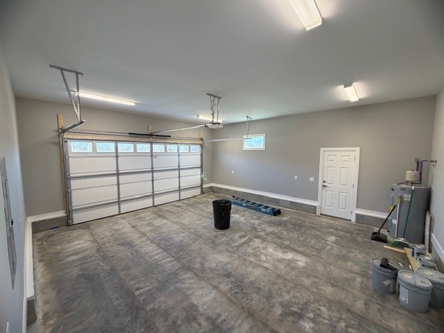 6421 Lynchburg Road Winchester, TN 37398 - Photo 21 of 25 a view of a garage room
