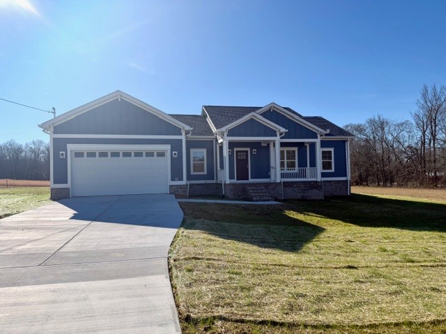 6421 Lynchburg Road Winchester, TN 37398 - Photo 25 of 25 a front view of a house with a yard