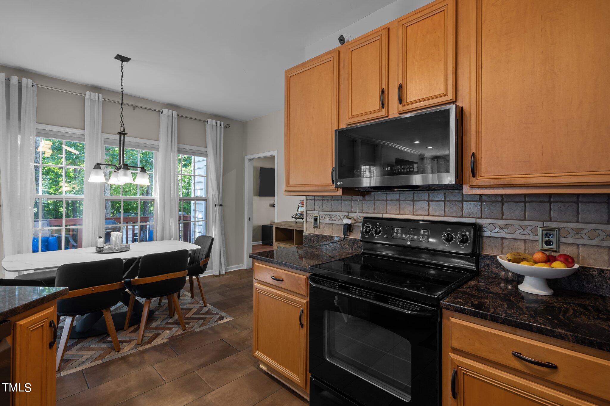 5609 Laskin Court Raleigh, NC 27617 - Photo 16 of 41 24-web-or-mls-_NFP0889