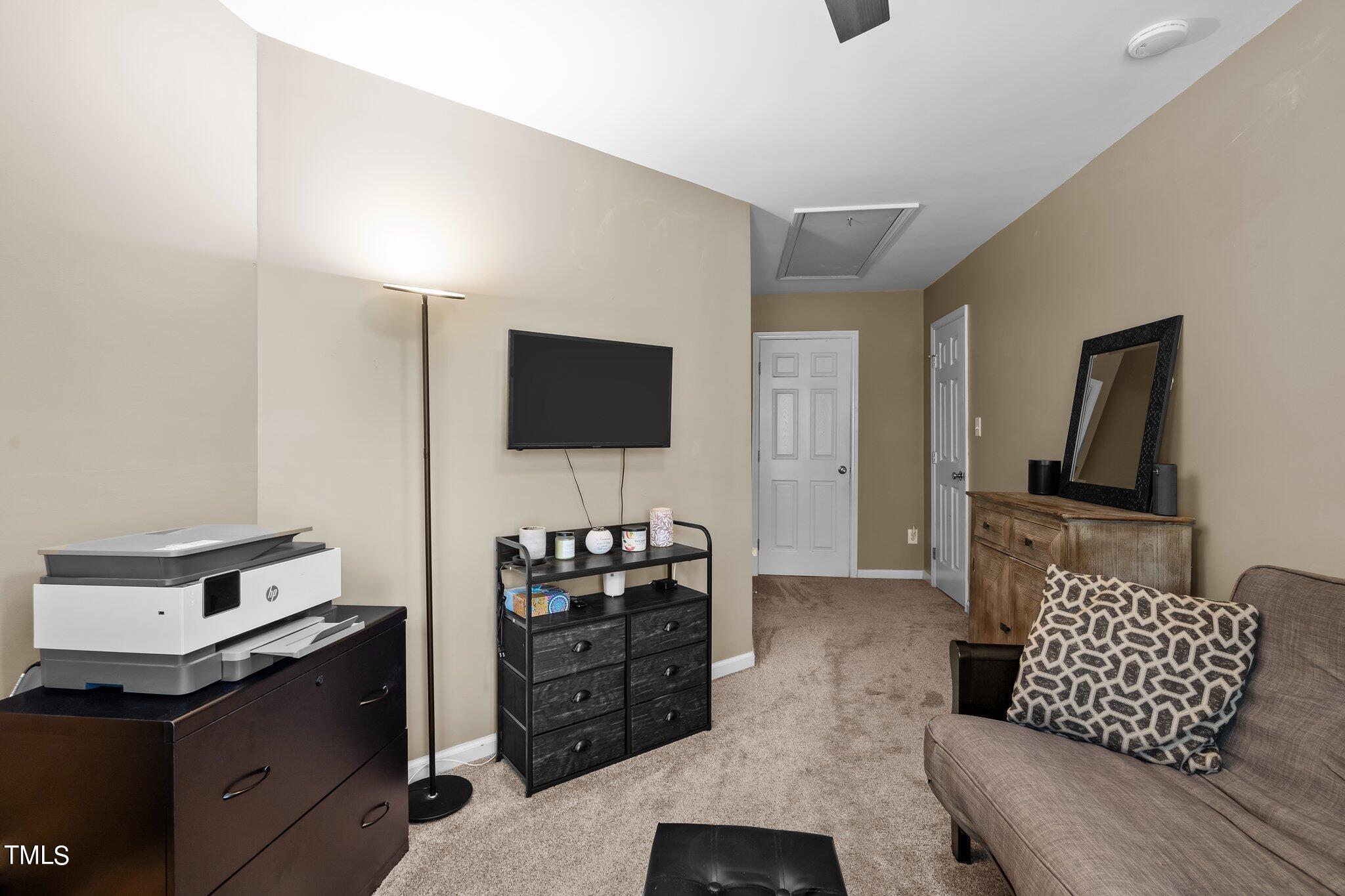 5609 Laskin Court Raleigh, NC 27617 - Photo 31 of 41 37-web-or-mls-_NFP0940