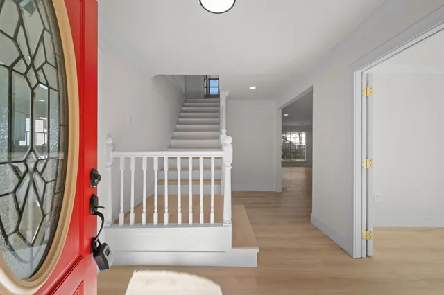 a view of entryway with a front door