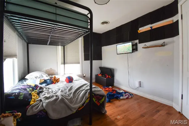 $200,000 | 500 West 1st S Street, Mount Olive, IL 62069