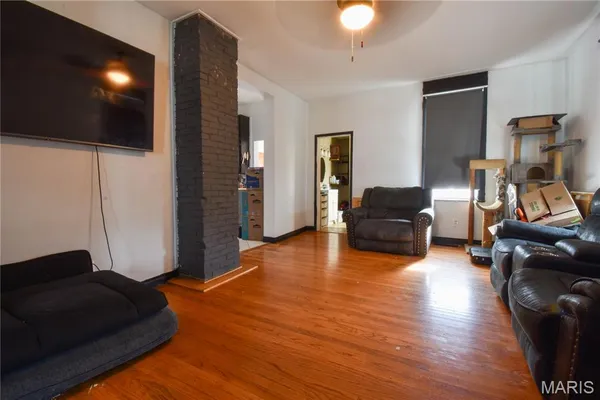 $190,000 | 500 West 1st S Street, Mount Olive, IL 62069