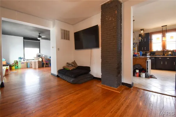 $190,000 | 500 West 1st S Street, Mount Olive, IL 62069