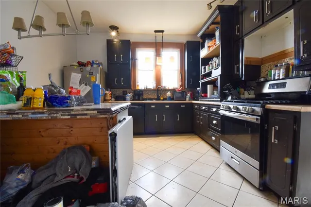 $200,000 | 500 West 1st S Street, Mount Olive, IL 62069