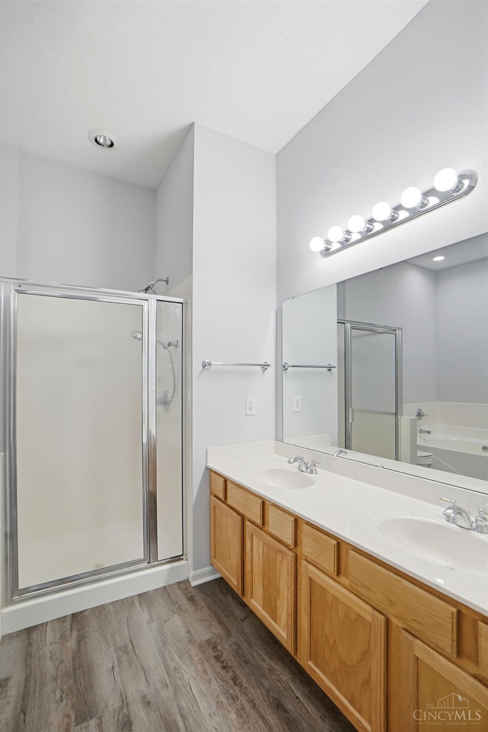 6765 Verde Ridge Drive Cincinnati, OH 45247 - Photo 25 of 57 Gallery Image 25