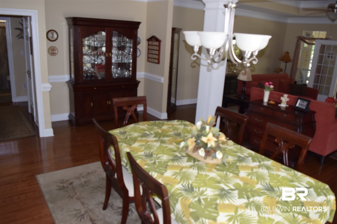 5584 Fairfield Place Mobile, AL 36609 - Photo 11 of 30