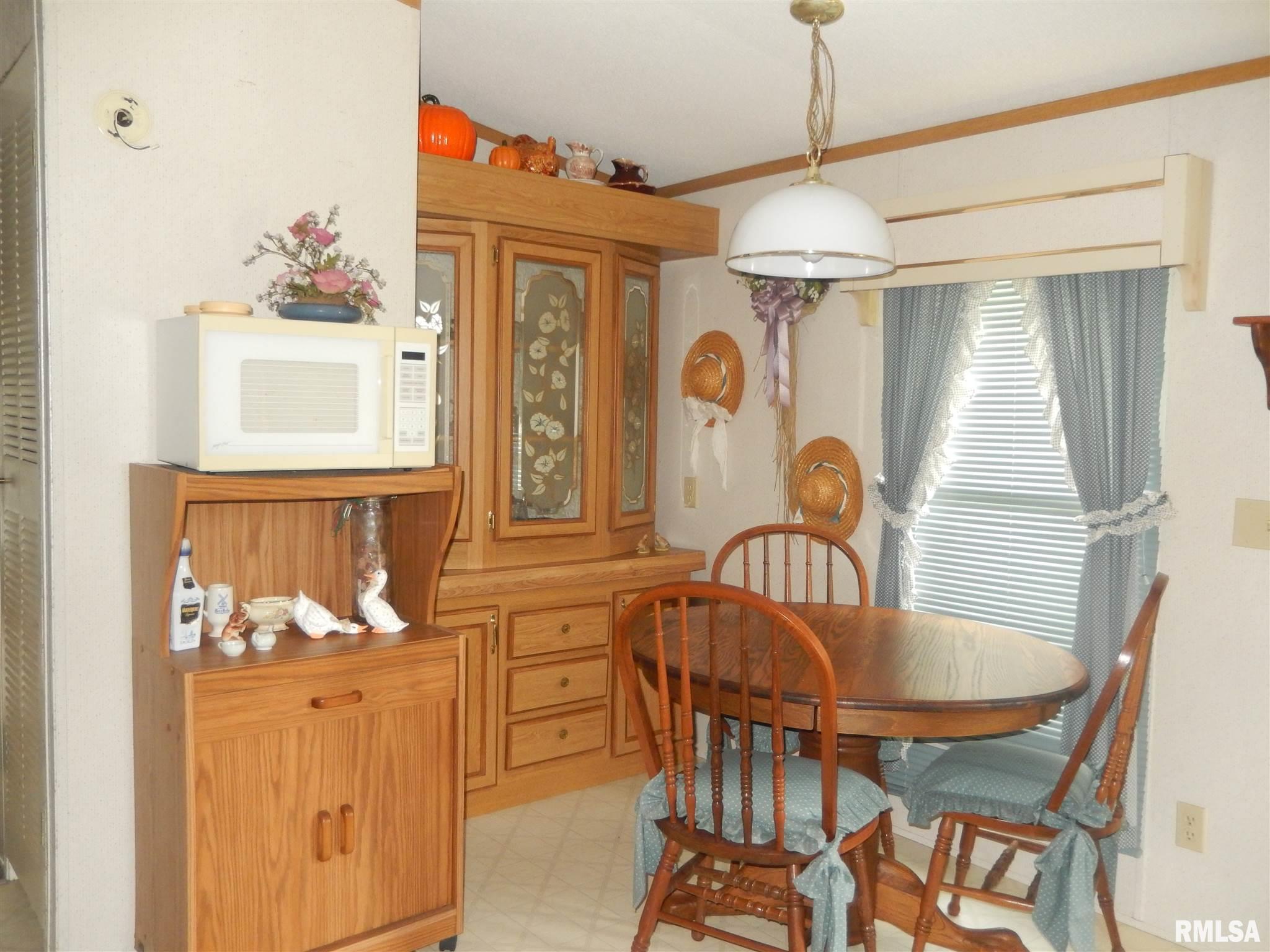 6815 Lick Creek Road Buncombe, IL 62912 - Photo 9 of 15