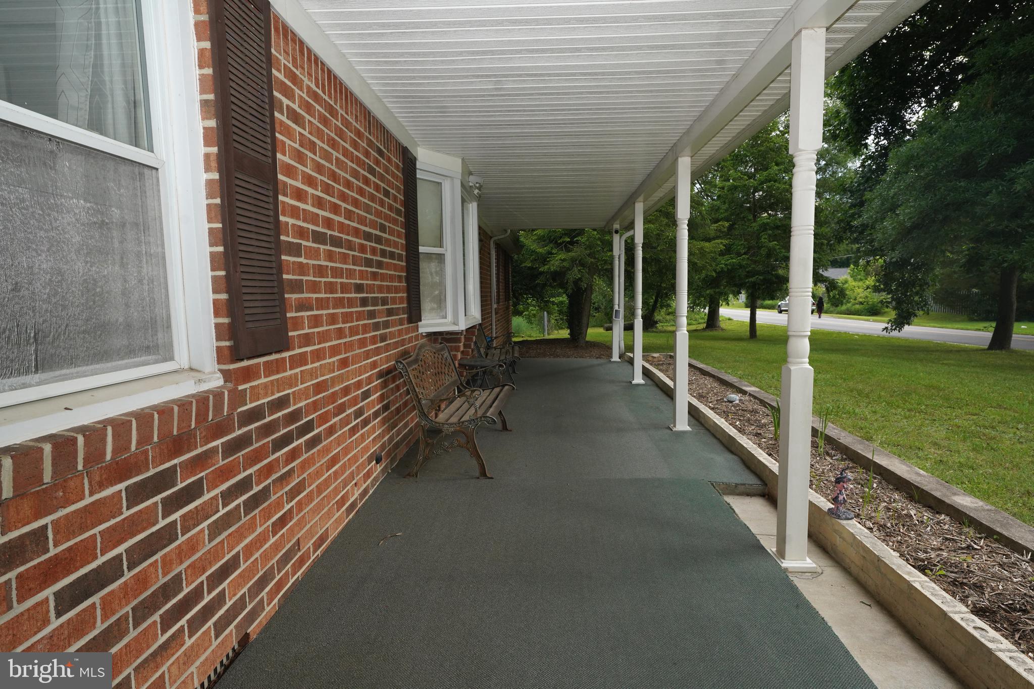 9440 Dyson Road Brandywine, MD 20613 - Photo 3 of 54