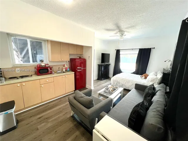 $4,250 | 2235 Southwest 23rd Avenue, Miami, FL 33145