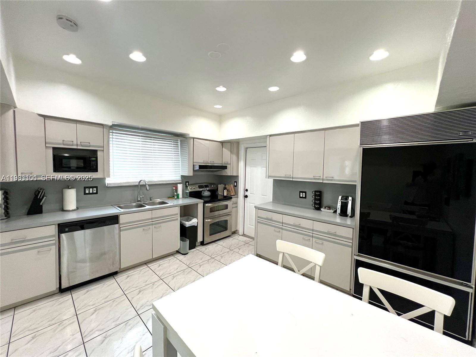 2235 Southwest 23rd Avenue Miami, FL 33145 - Photo 7 of 18