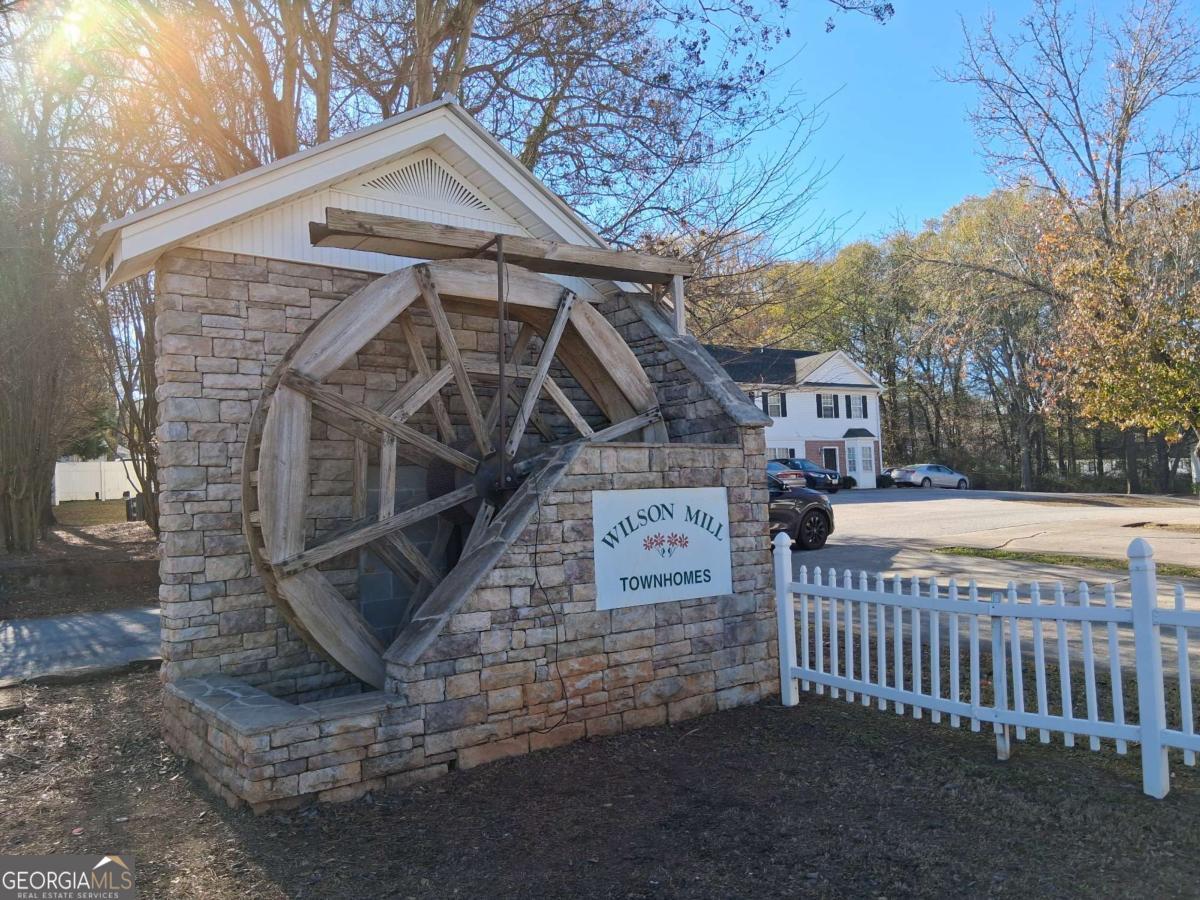 209 East Wilson Street, Unit 31 Villa Rica, GA 30180 - Photo 2 of 10