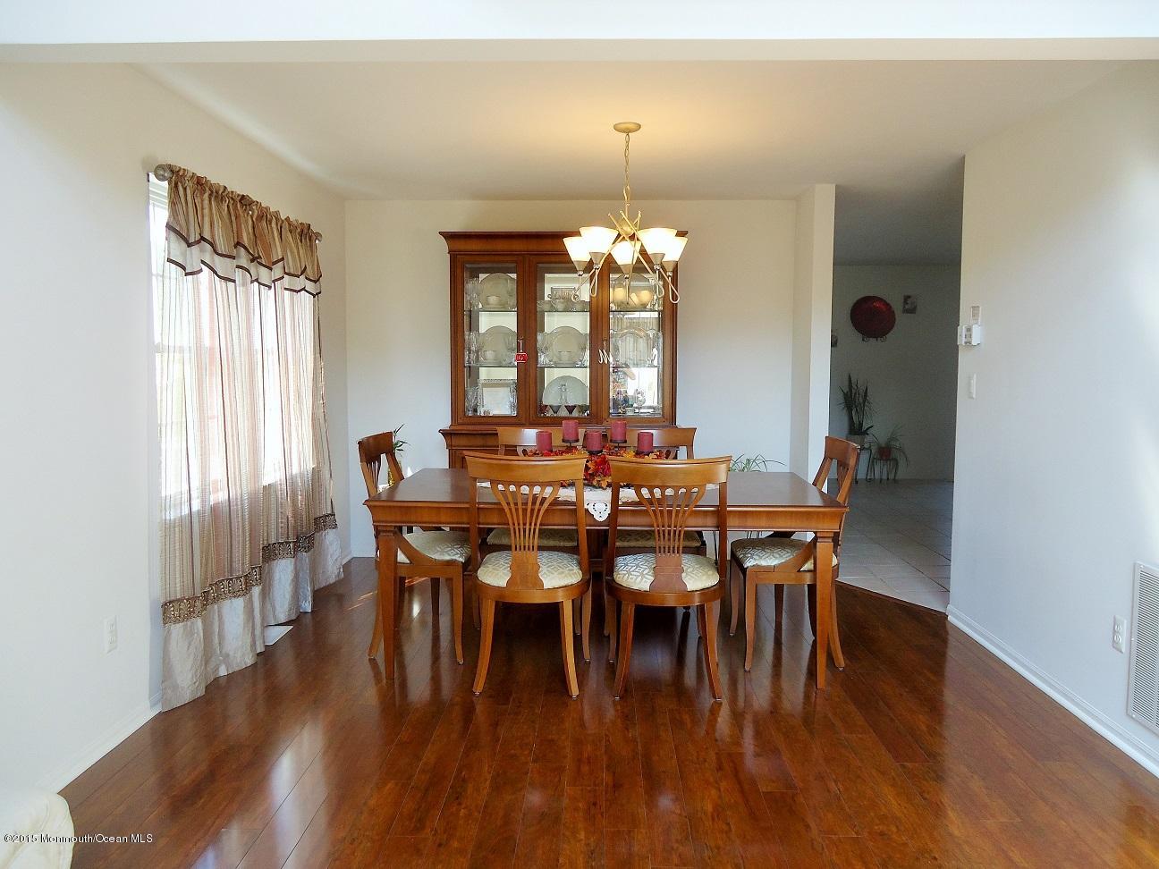 253 Leeward Road Manahawkin, NJ 08050 - Photo 9 of 29 Dining Room