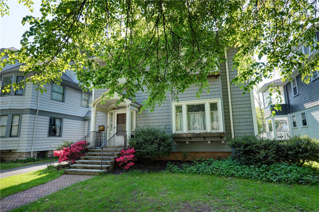 268 Dartmouth Street Rochester, NY 14607 - Photo 3 of 39 New front walkway and front steps