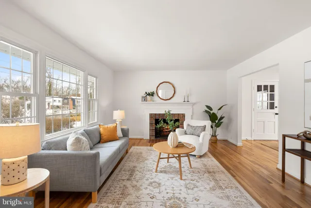 $630,000 | 4217 Alcott Street, Alexandria, VA 22309