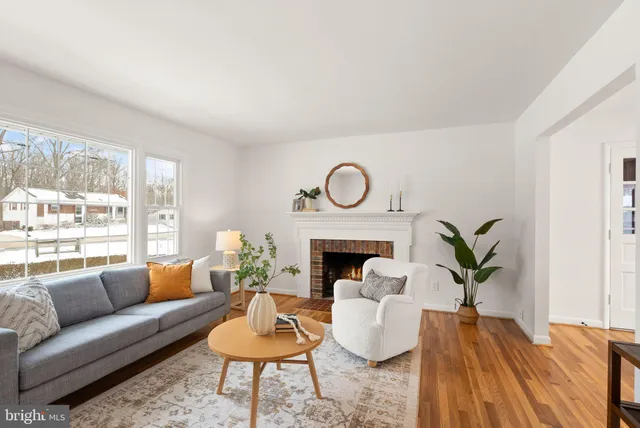 $630,000 | 4217 Alcott Street, Alexandria, VA 22309