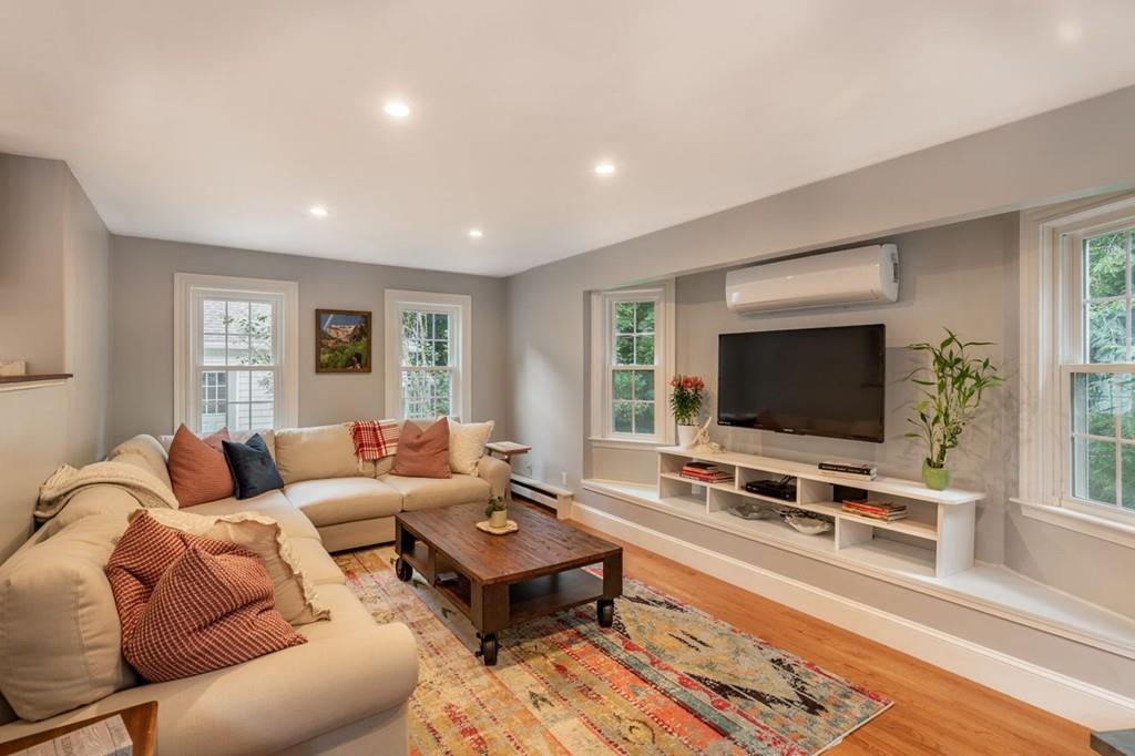 146 South Great Road Lincoln, MA 01773 - Photo 8 of 21 Gallery Image 8