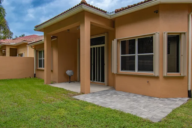 $4,500 | 10265 Isle Wynd Court, Boynton Beach, FL 33437
