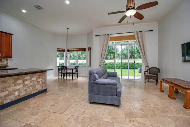 $4,500 | 10265 Isle Wynd Court, Boynton Beach, FL 33437