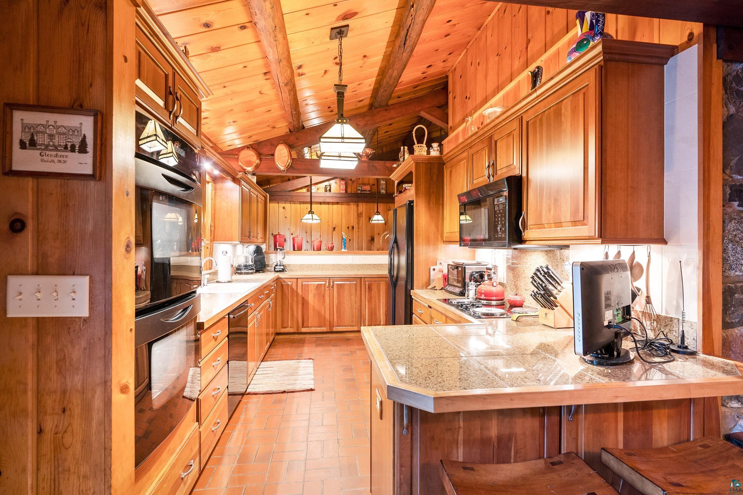 4129 Martin Road Duluth, MN 55803 - Photo 9 of 46