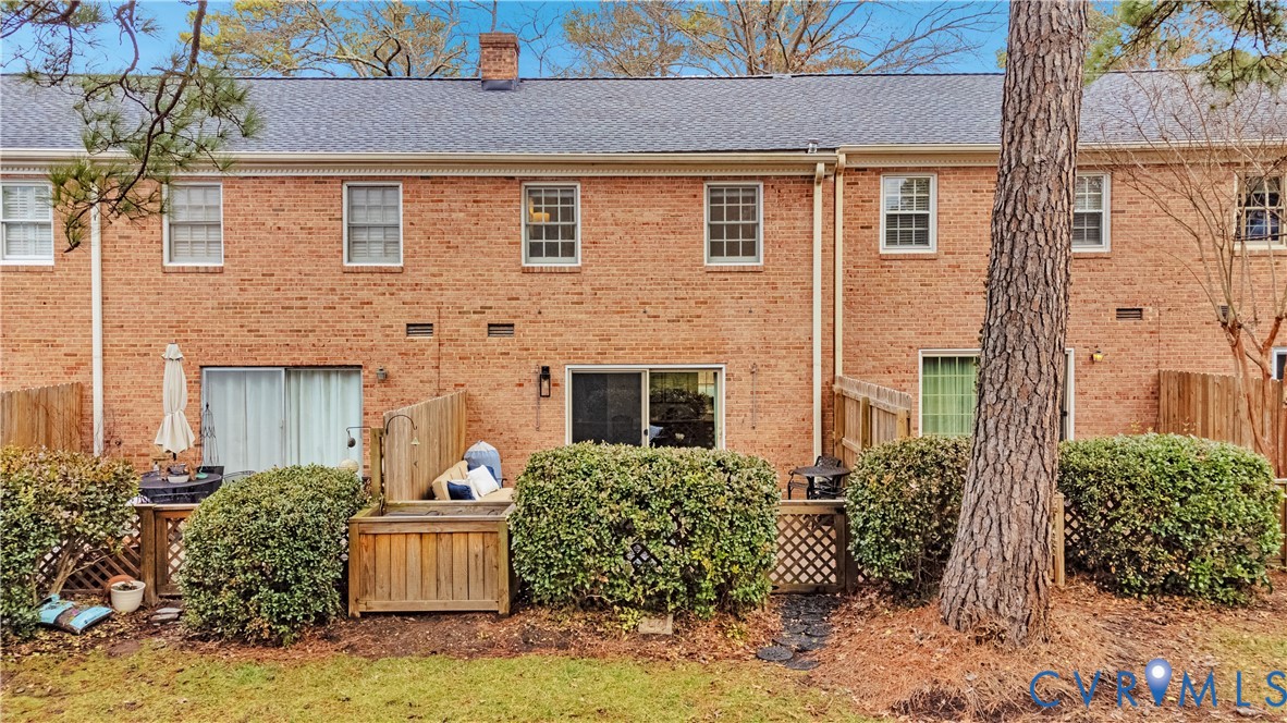 9111 Derbyshire Road, Unit G Henrico, VA 23229 - Photo 30 of 42 a house view with a outdoor space