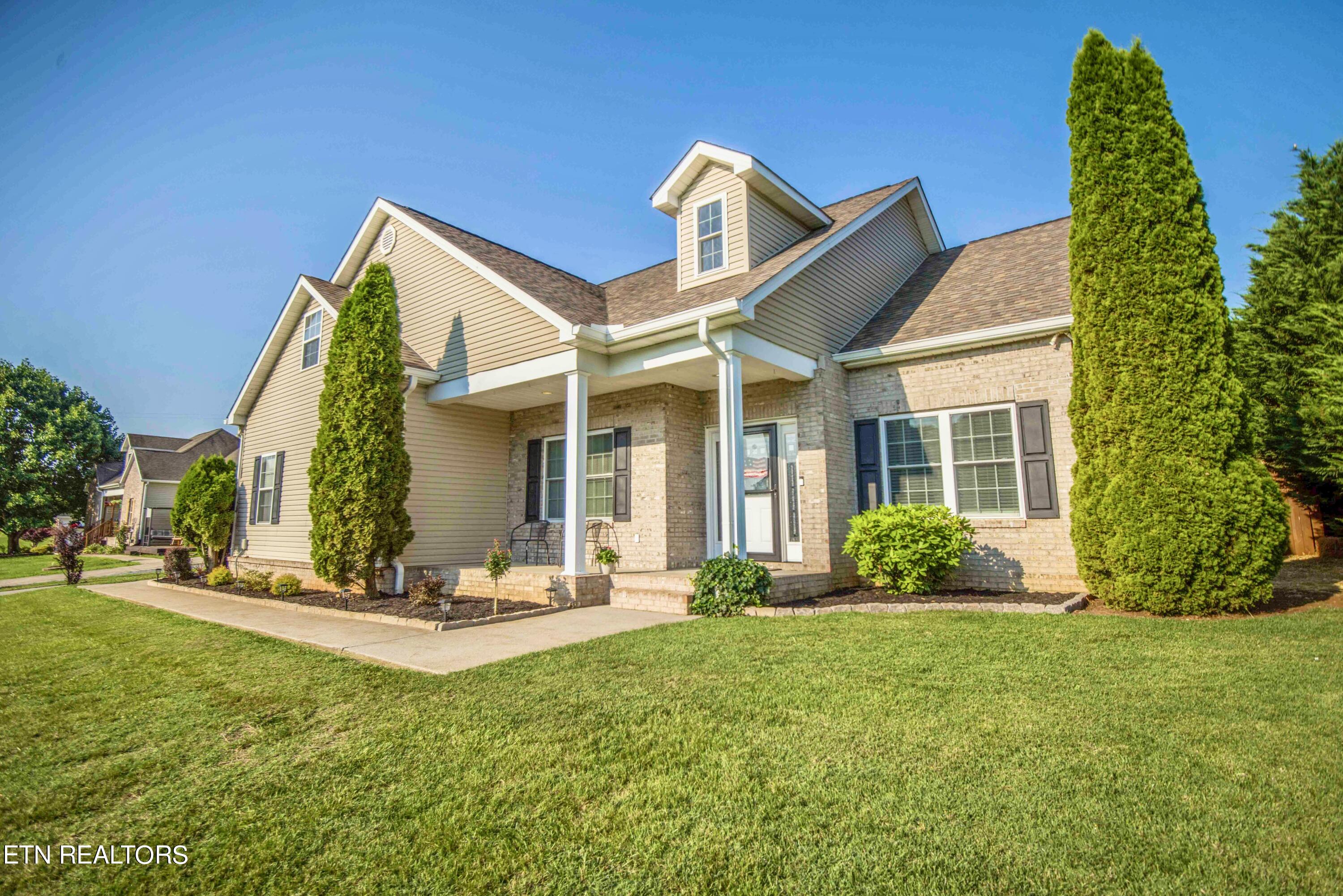 131 Raspberry Drive New Market, TN 37820 - Photo 2 of 29 WELCOME HOME