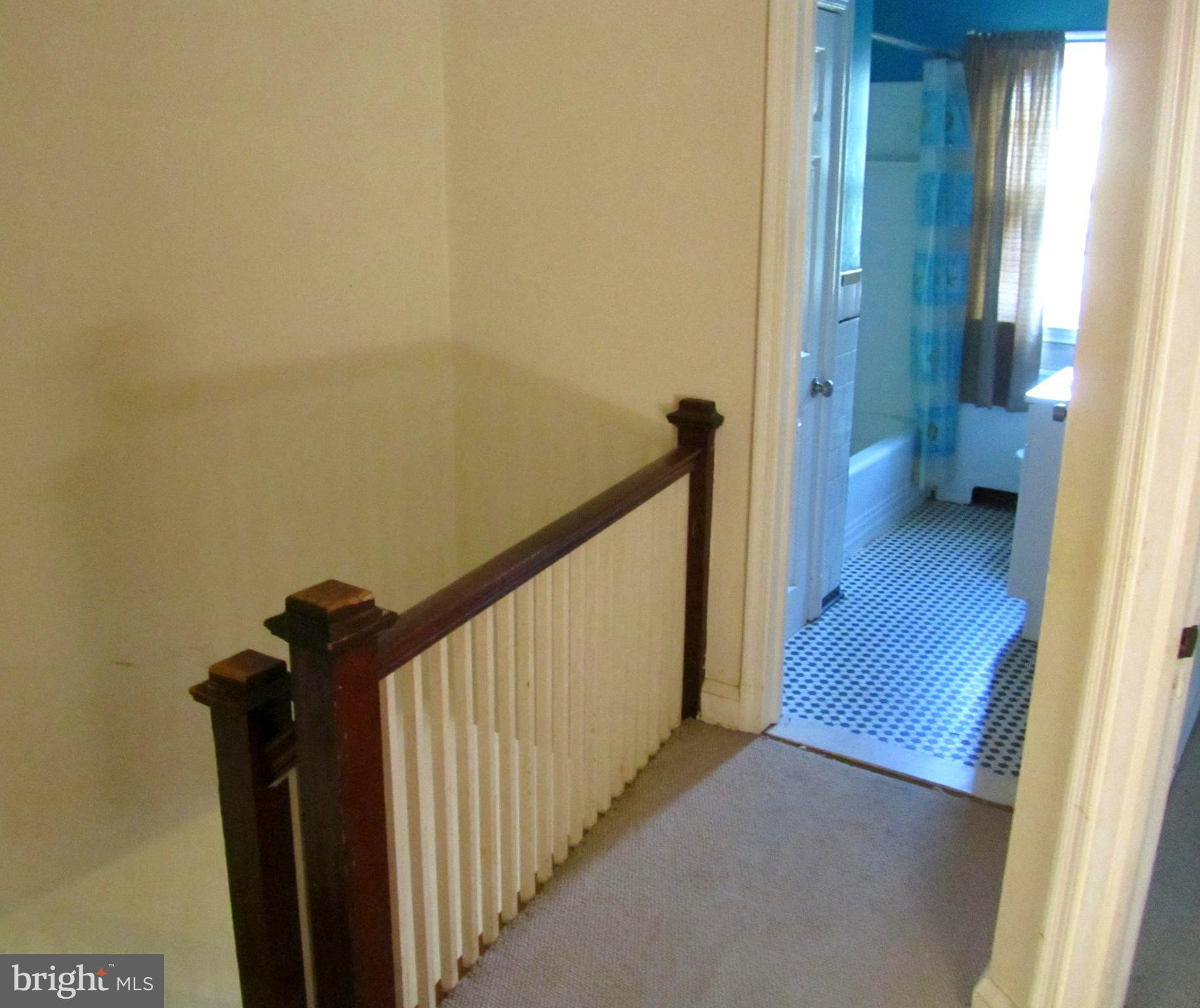 4657 Harcourt Road Baltimore, MD 21214 - Photo 11 of 26 Interior (General)