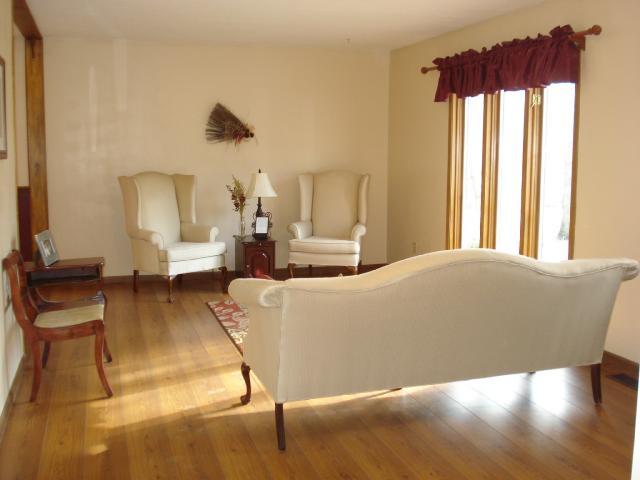 328 Citation Road Southwest Pataskala, OH 43062 - Photo 3 of 18 Gallery Image 3