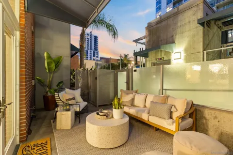 $1,199,999 | 840 Island Avenue, Unit TH108, San Diego, CA 92101