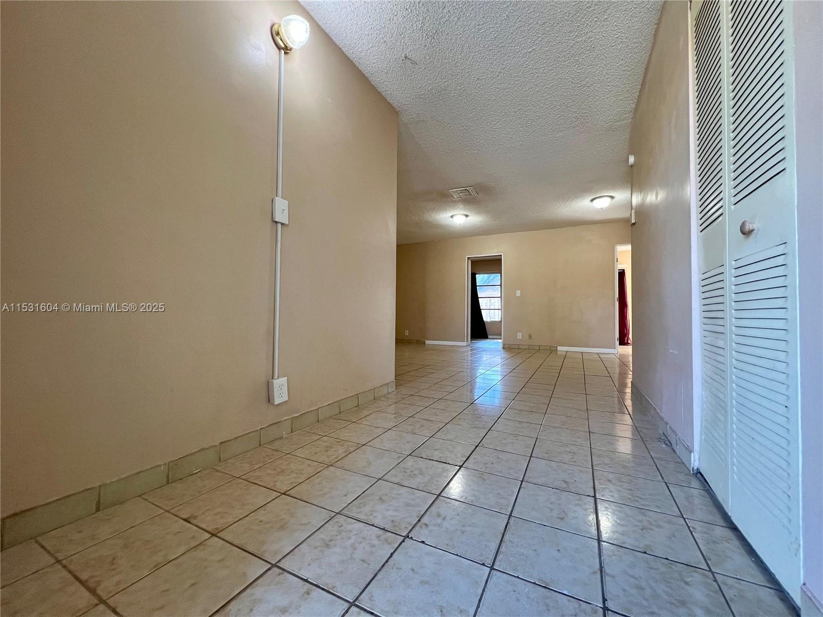 6990 Southwest 1st Street Margate, FL 33068 - Photo 13 of 33