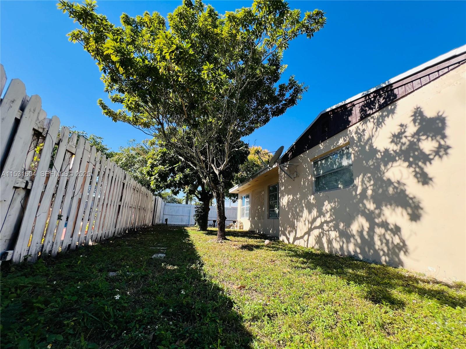 6990 Southwest 1st Street Margate, FL 33068 - Photo 29 of 33
