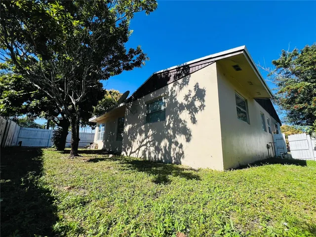 $499,997 | 6990 Southwest 1st Street, Margate, FL 33068