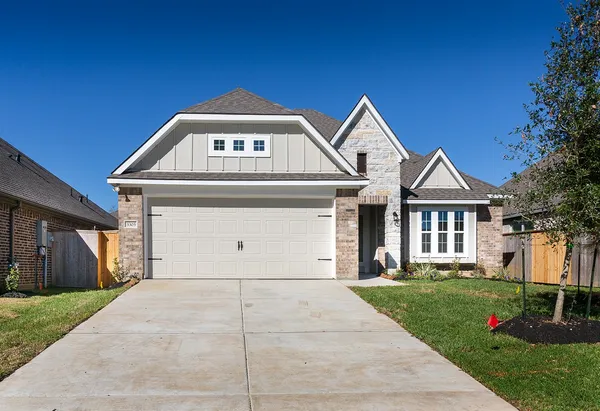 $2,100 | 3305 Rolling View Court, Conroe, TX 77301