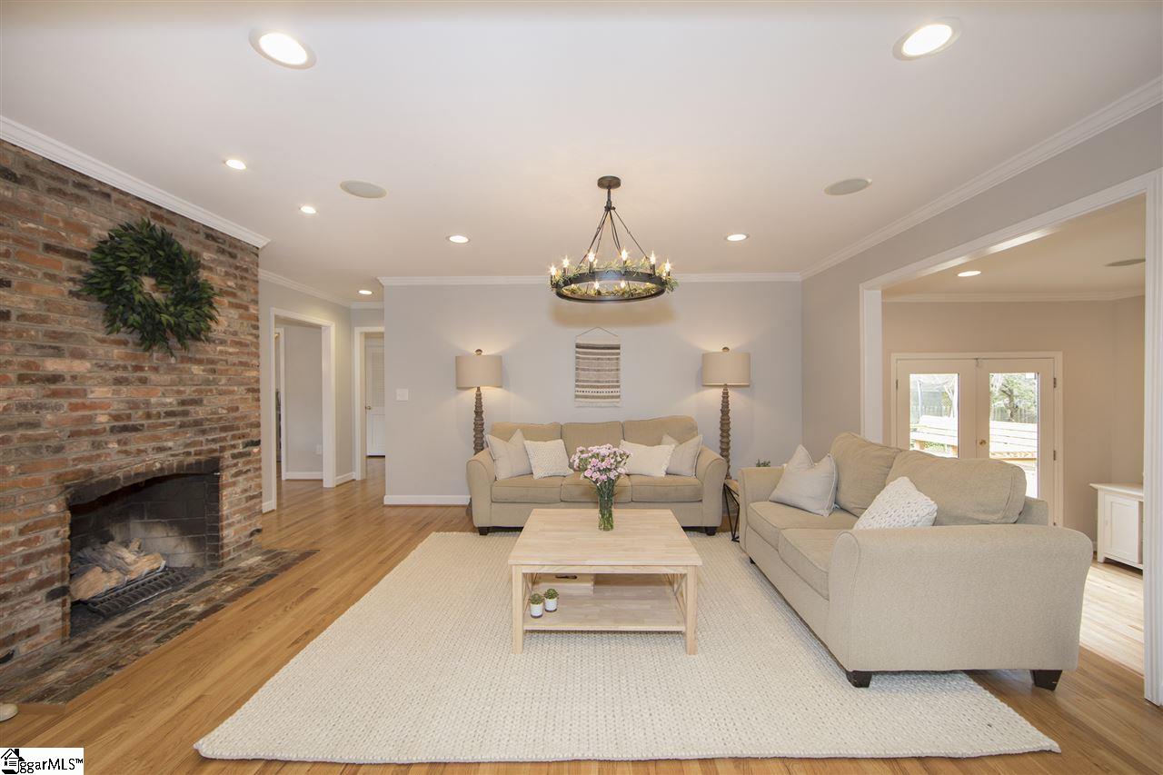 15 Isbell Lane Greenville, SC 29607 - Photo 13 of 36 Gallery Image 13