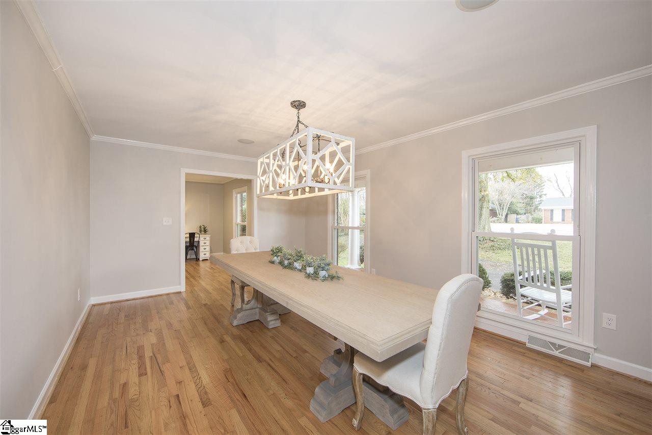 15 Isbell Lane Greenville, SC 29607 - Photo 7 of 36 Gallery Image 7