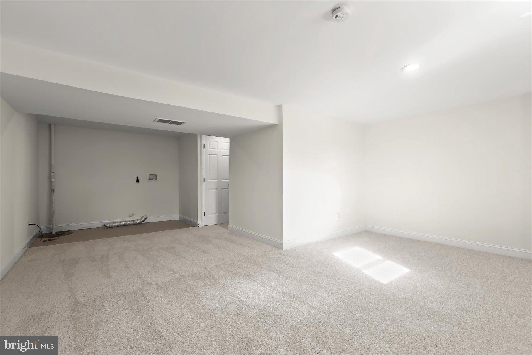 2000 Hanson Road Edgewood, MD 21040 - Photo 21 of 25 Rec area w/laundry hookup