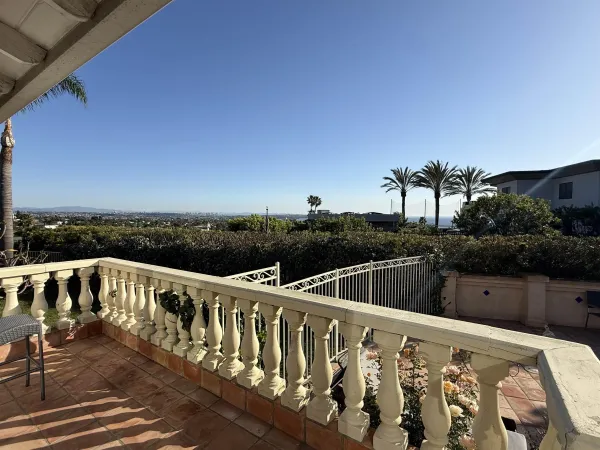 $12,500 | 5432 Candlelight Drive, La Jolla, CA 92037
