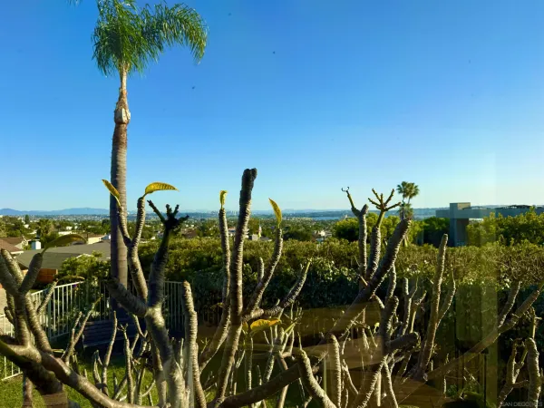 $12,500 | 5432 Candlelight Drive, La Jolla, CA 92037