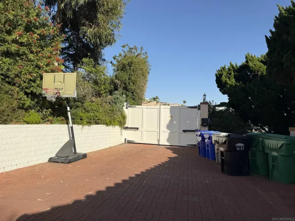 $12,500 | 5432 Candlelight Drive, La Jolla, CA 92037
