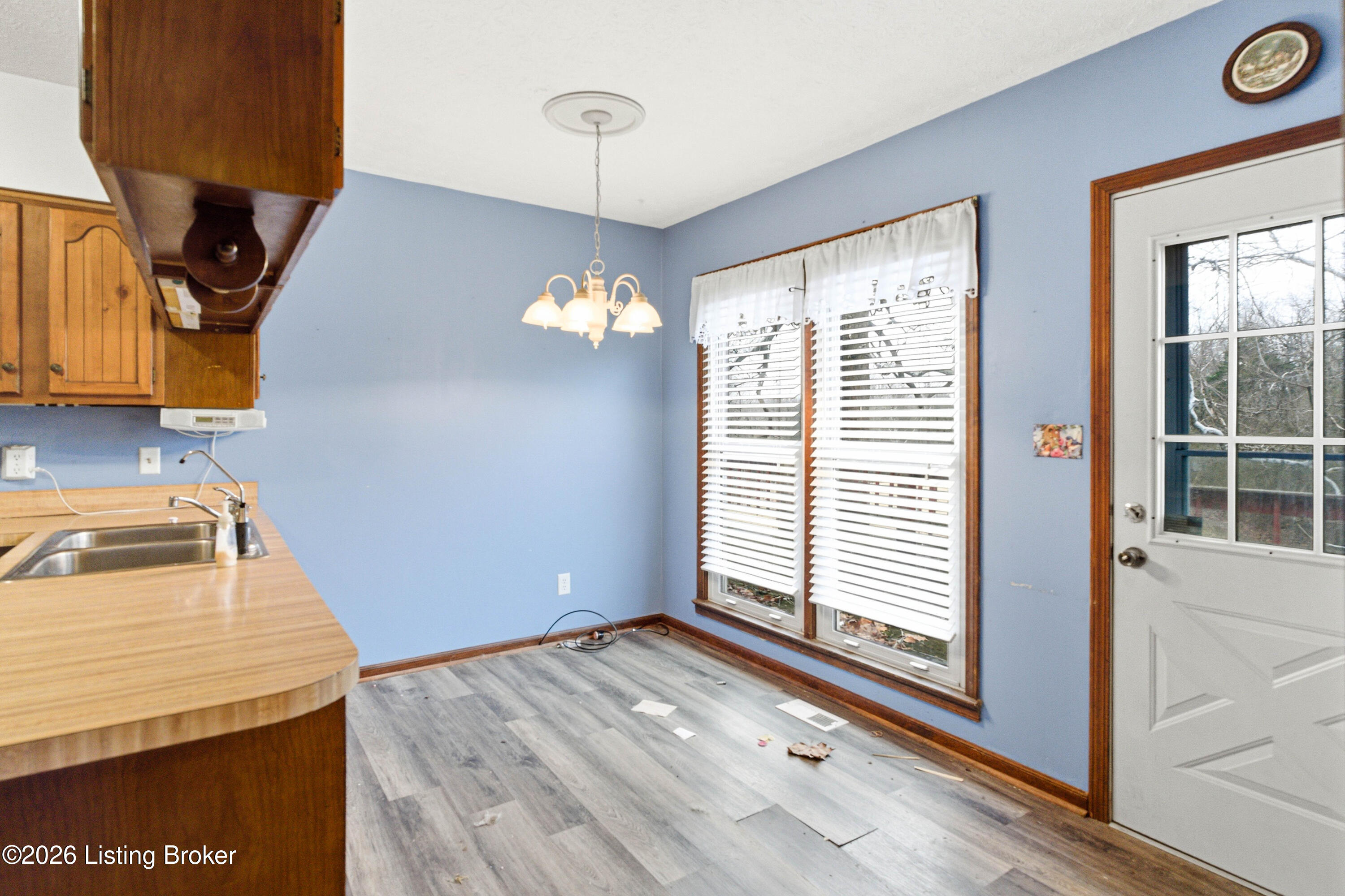 2105 Walnut Road La Grange, KY 40031 - Photo 17 of 38 DSC07122