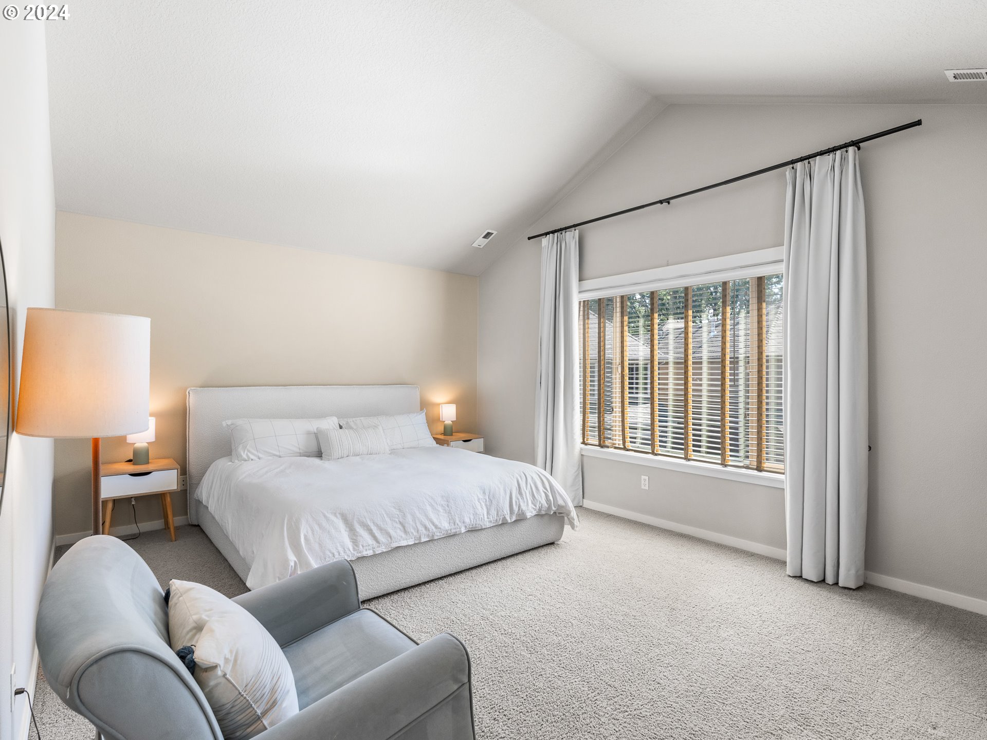 8938 Southwest Taylors Ferry Road Portland, OR 97223 - Photo 11 of 36 Bedroom, Owner's Suite